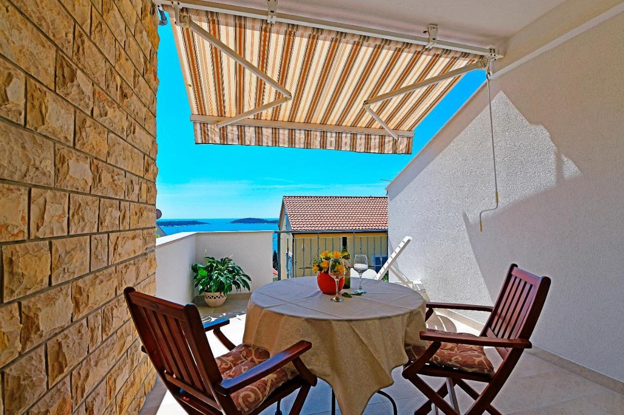 Apartments Tamara Hvar Town Exterior foto